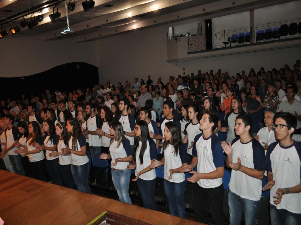 INFANTIL HOMENAGEIA AS MÃES